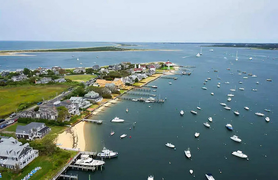 The Unique Housing Trend on Nantucket Island
