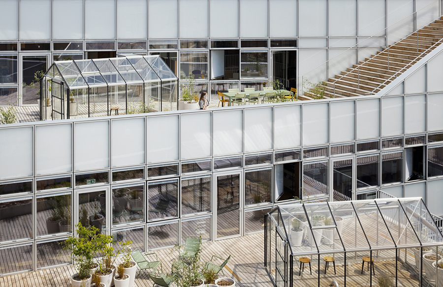 RATP Habitat’s New Headquarters Blending Architecture and Nature